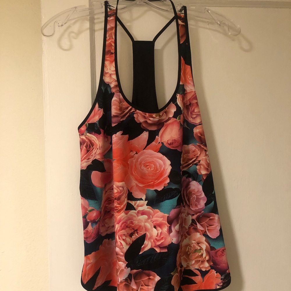 Lululemon tank, secret garden pattern